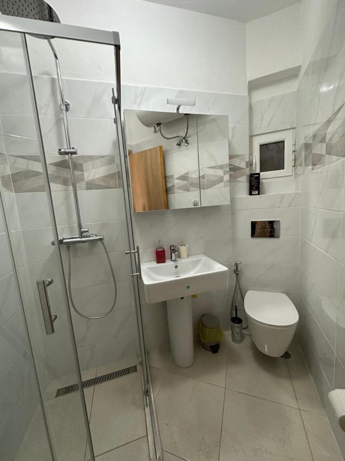 Velis Apartment ساراندا المظهر الخارجي الصورة
